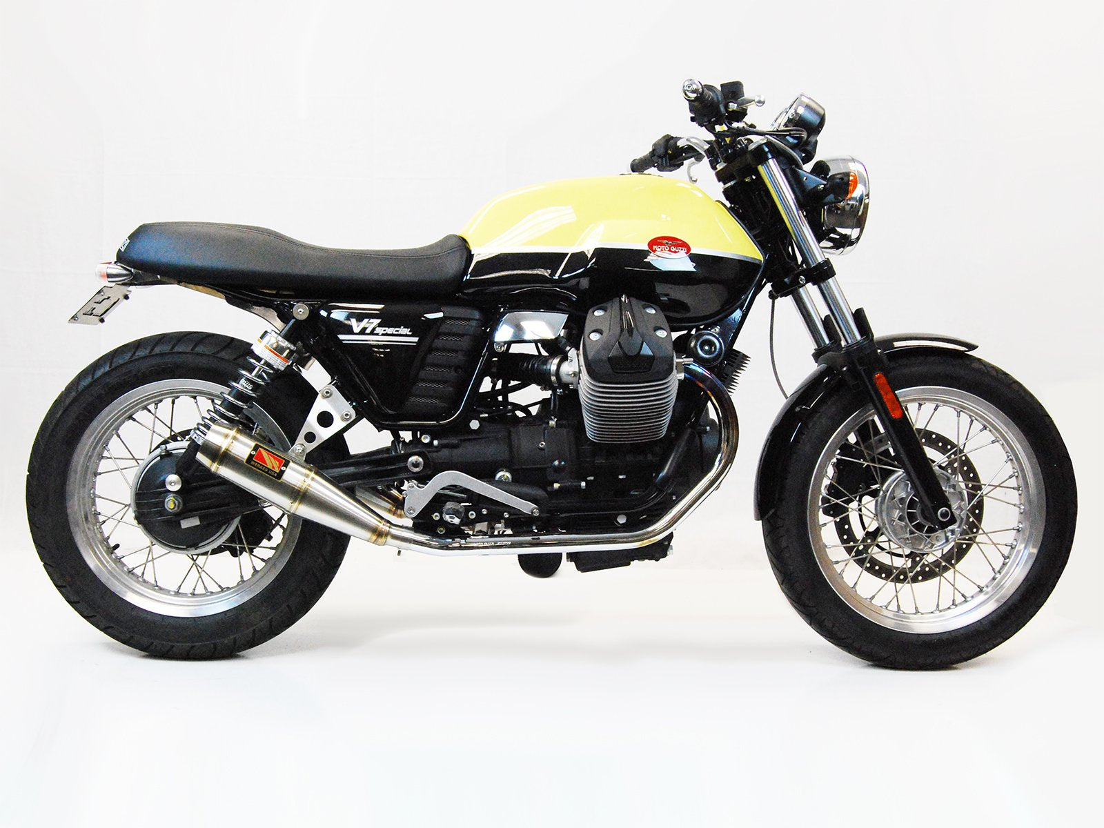 Moto Guzzi V7 Slip-On Exhaust