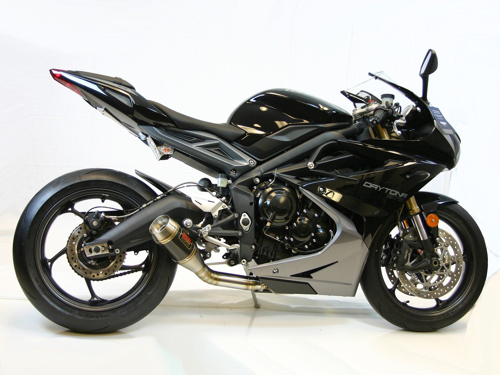 Triumph Daytona 675 675R Slip-On Exhaust | 2013-2017